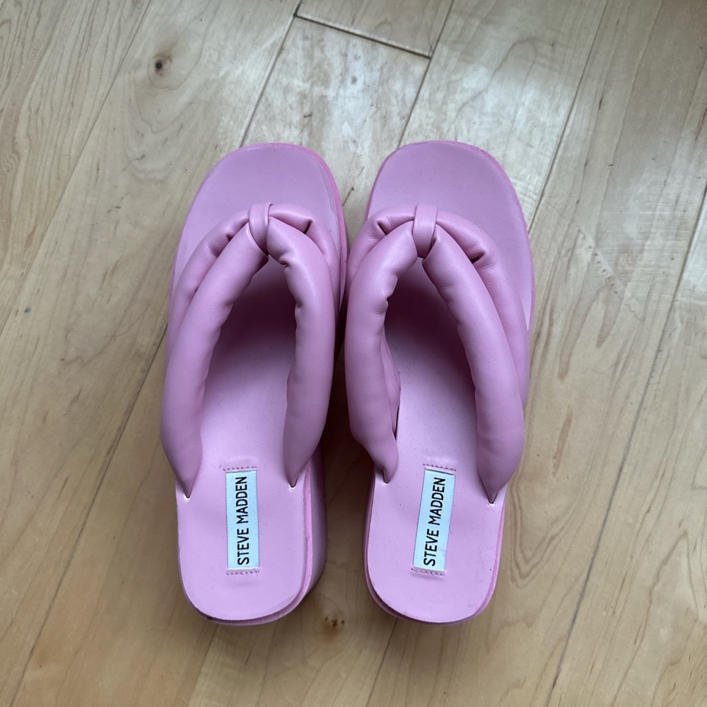 Steve Madden platform sandal